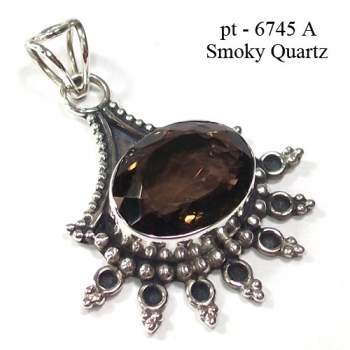 Smoky quartz oxidized finish vintage design pure silver fashion pendant 